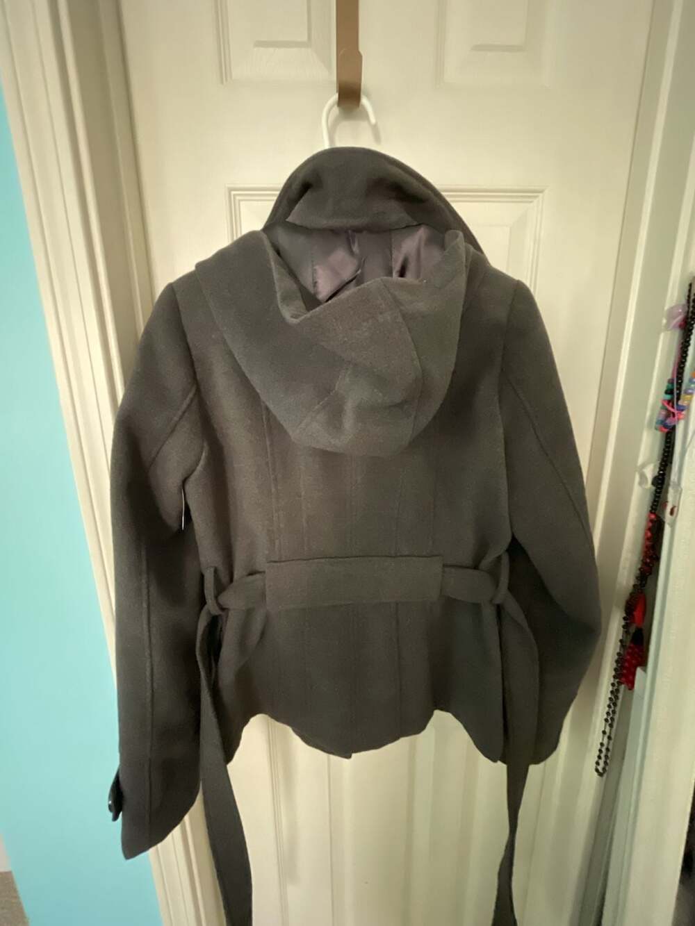 Maralyn & Me Women's Gray Double Breasted Hooded Peacoat with Belt - Picture 3 of 3